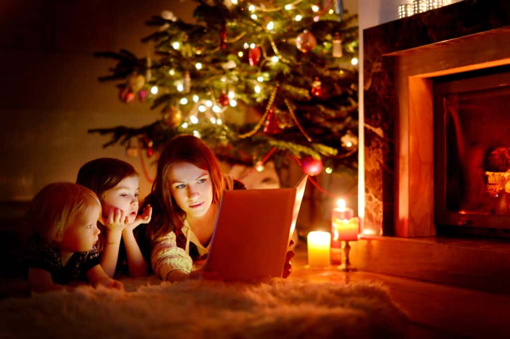 Enjoy family times to read together the Christmas story